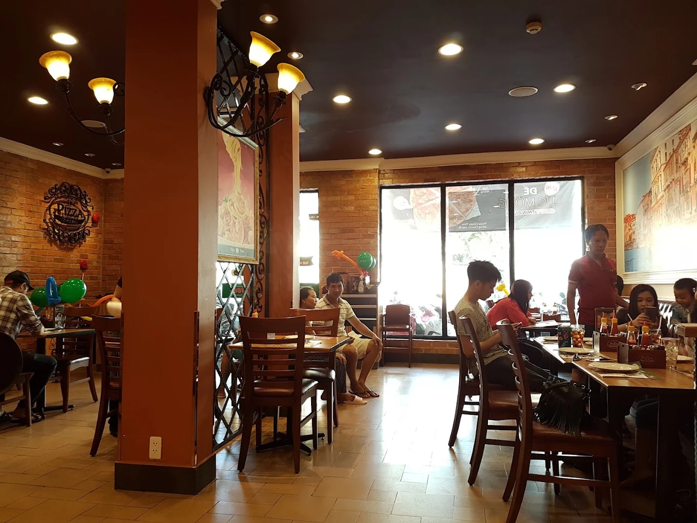 The space is bright and spacious with a dynamic design